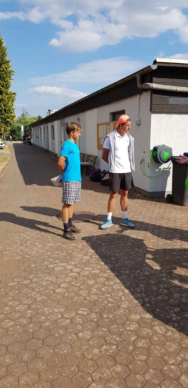 Impression vom Vereinsleben des TC Grün-Weiß Elz
